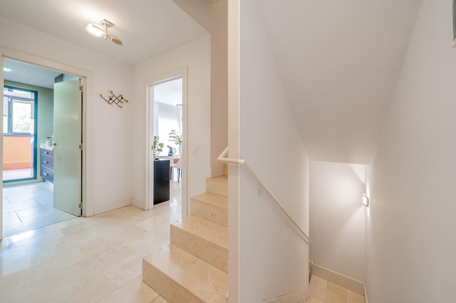 4 soverom Rekkehus til salgs i Torrelodones med svømmebasseng garasje - € 870 000 (Ref: 9794759)