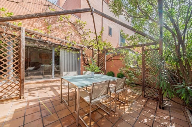 4 soverom Rekkehus til salgs i Torrelodones med svømmebasseng garasje - € 870 000 (Ref: 9794759)