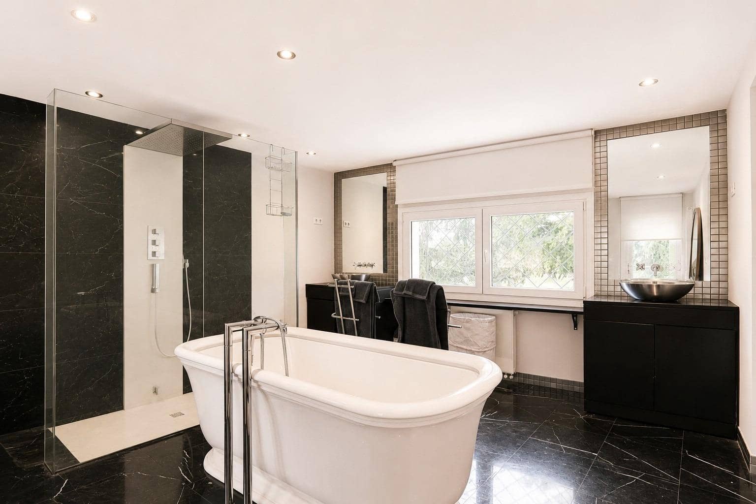 6 bedroom Villa for sale in El Boalo with pool - € 995,000 (Ref: 9836418)