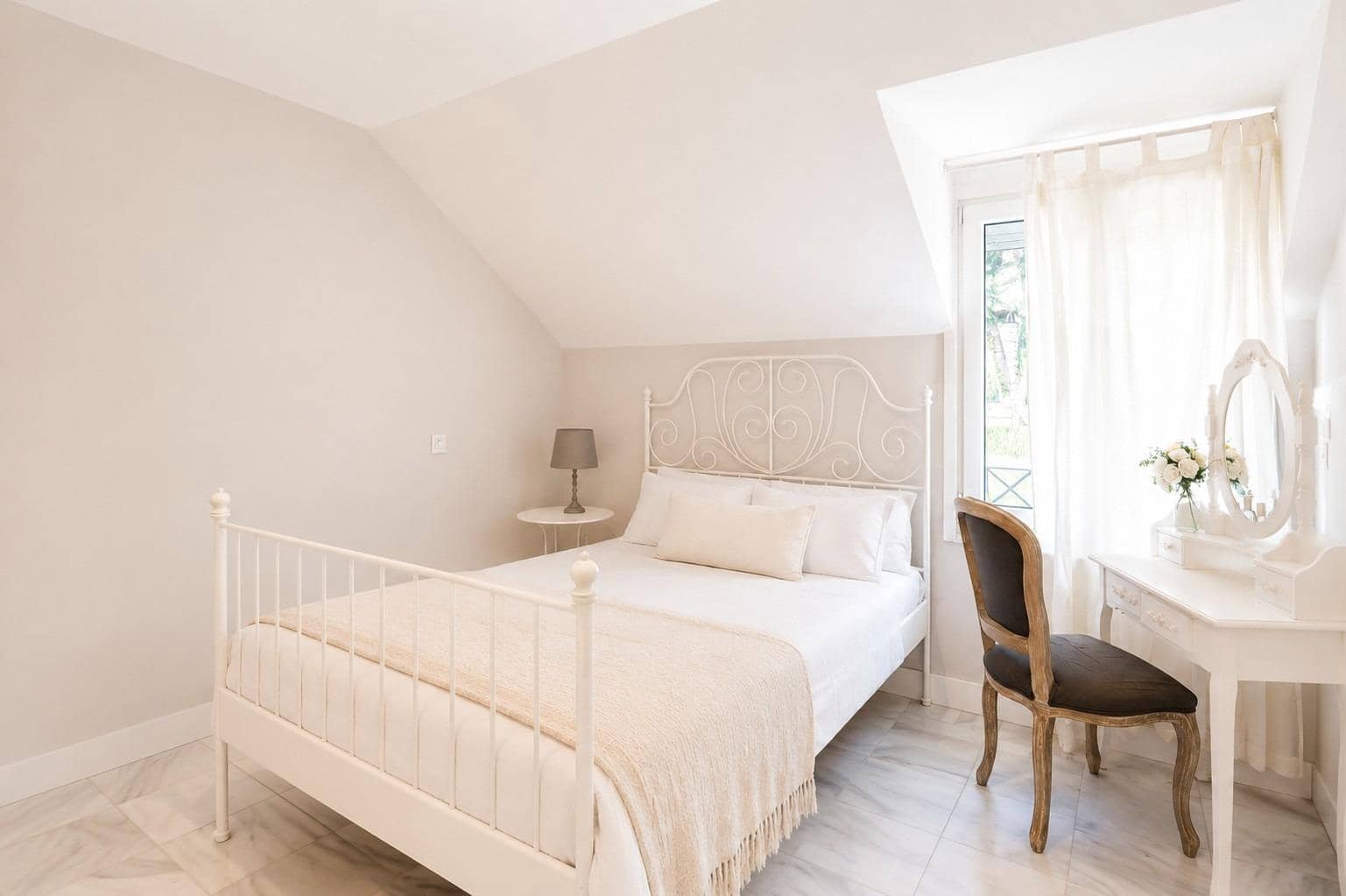 6 bedroom Villa for sale in El Boalo with pool - € 995,000 (Ref: 9836418)