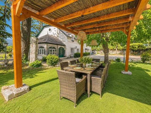 6 chambre Villa/Maison à vendre à El Boalo avec piscine - 995 000 € (Ref: 9836418)