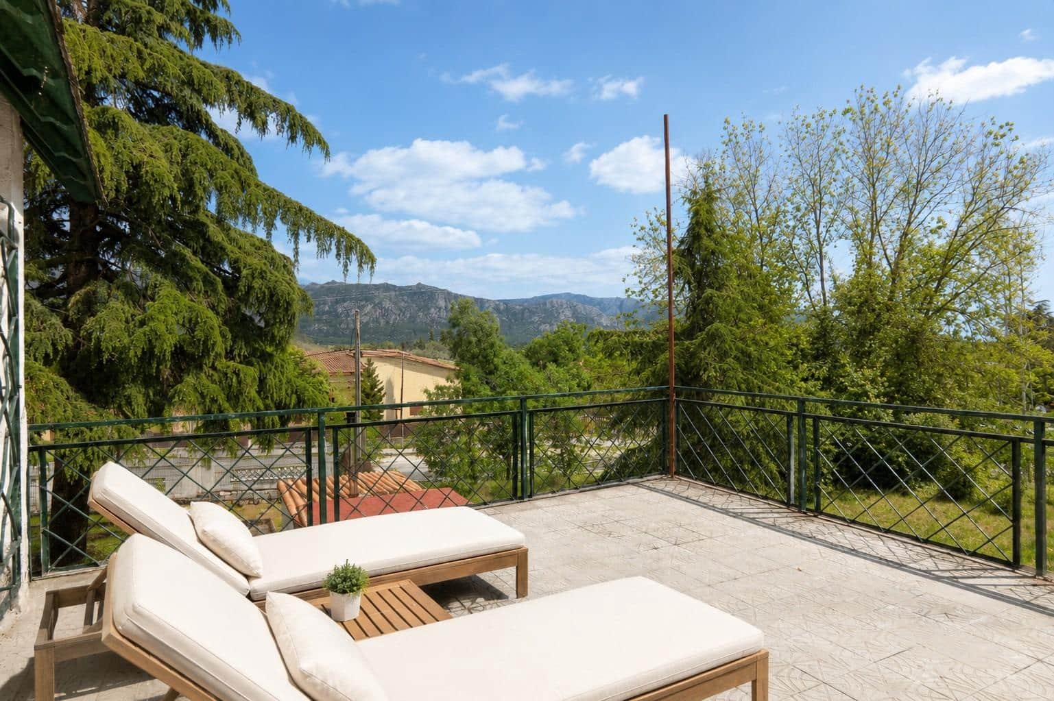 6 bedroom Villa for sale in El Boalo with pool - € 995,000 (Ref: 9836418)