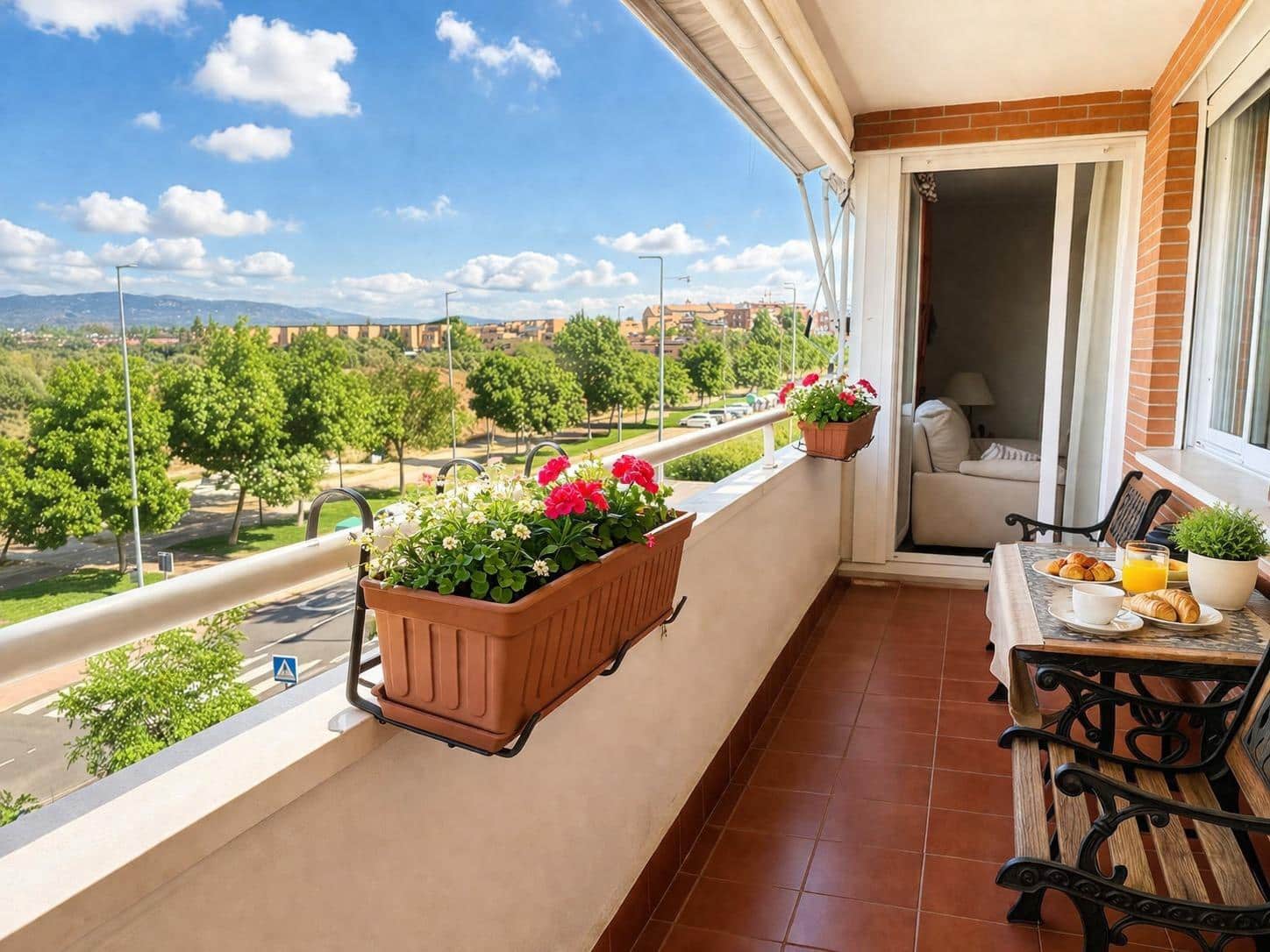 3 bedroom Flat for sale in Las Rozas de Madrid with pool garage - € 649,000 (Ref: 9865287)