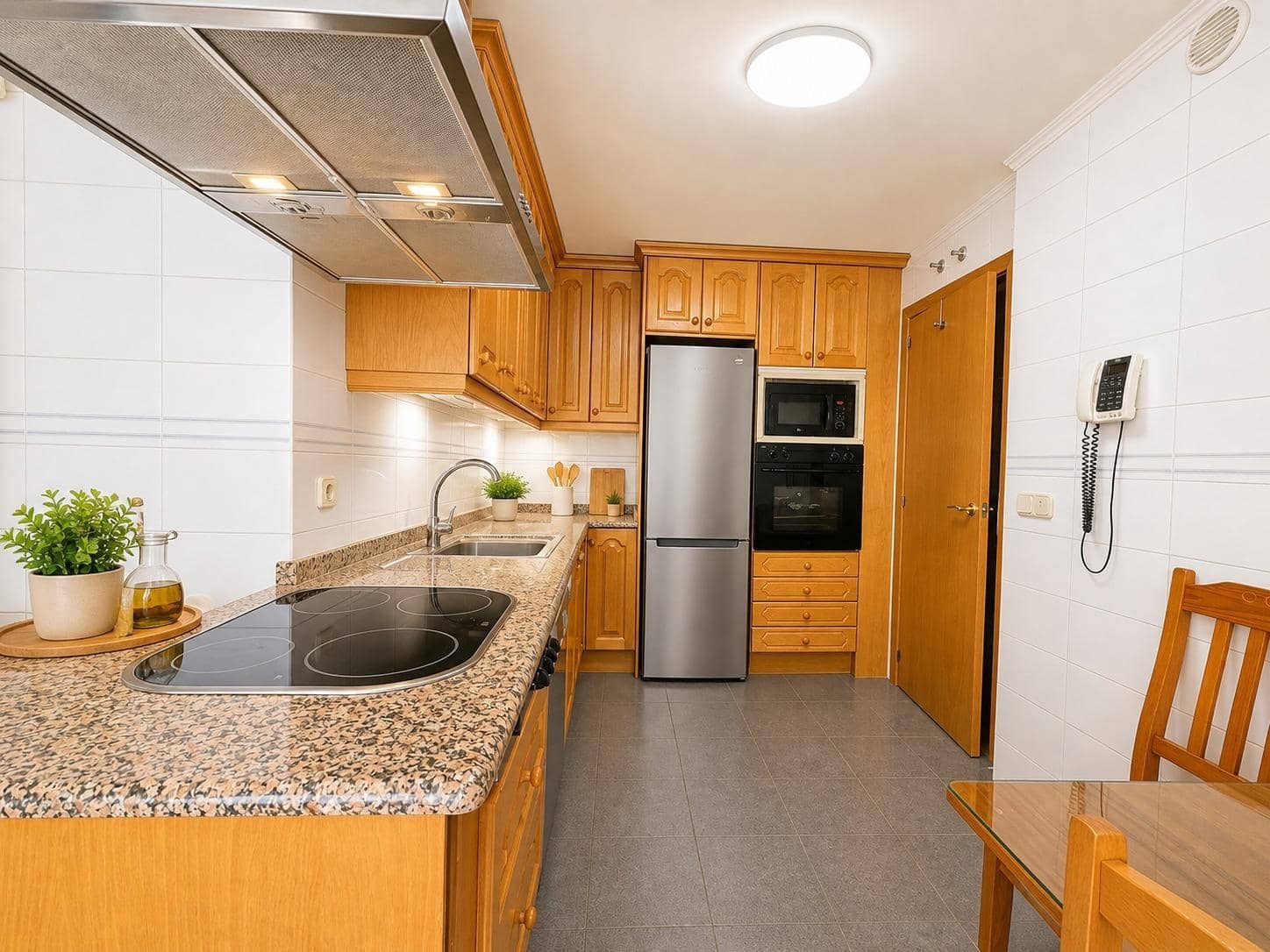 3 bedroom Flat for sale in Las Rozas de Madrid with pool garage - € 649,000 (Ref: 9865287)