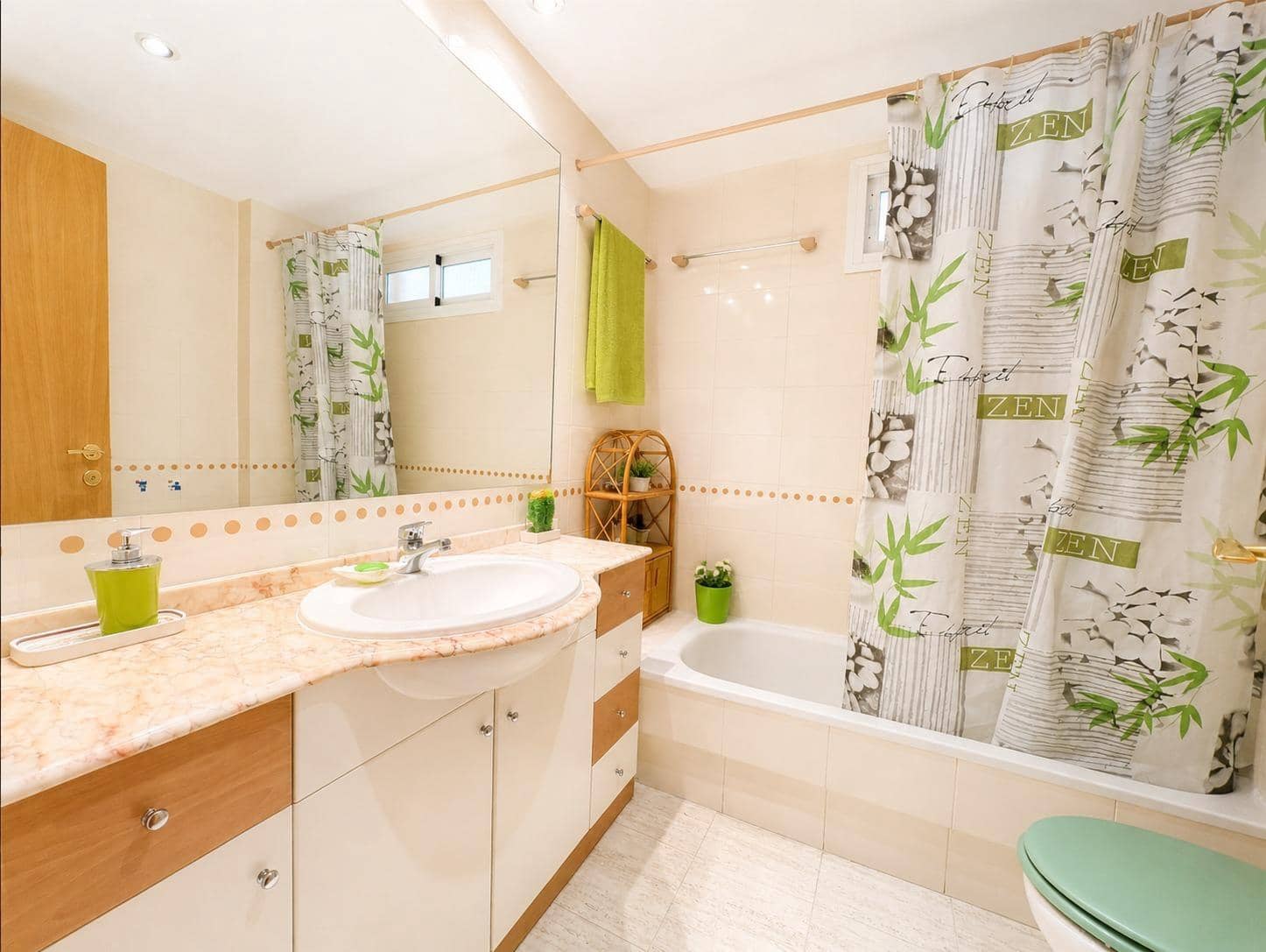 3 bedroom Flat for sale in Las Rozas de Madrid with pool garage - € 649,000 (Ref: 9865287)