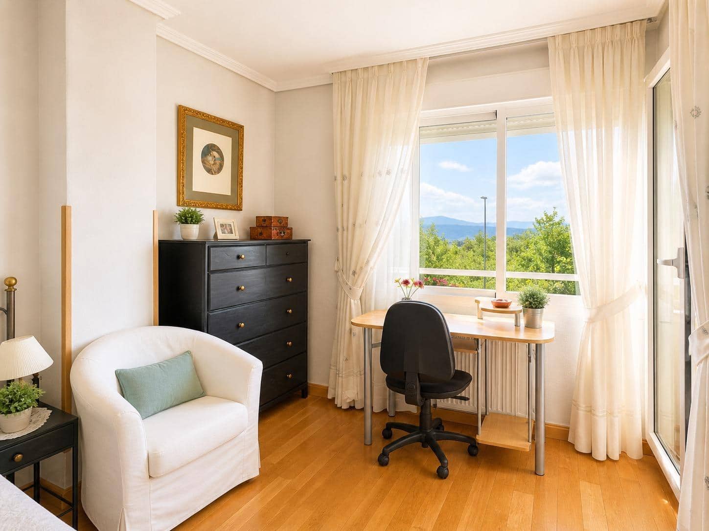 3 bedroom Flat for sale in Las Rozas de Madrid with pool garage - € 649,000 (Ref: 9865287)