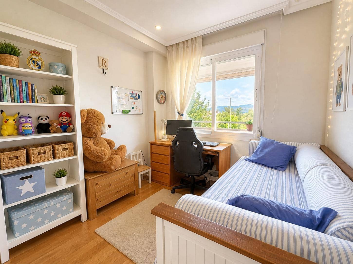 3 bedroom Flat for sale in Las Rozas de Madrid with pool garage - € 649,000 (Ref: 9865287)