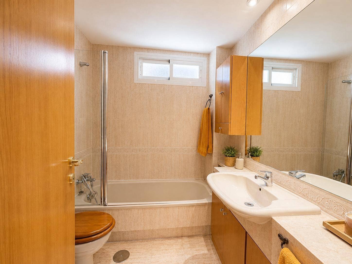 3 bedroom Flat for sale in Las Rozas de Madrid with pool garage - € 649,000 (Ref: 9865287)