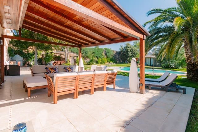 4 Zimmer Villa zu verkaufen in Boadilla del Monte mit Pool Garage - 1.285.000 € (Ref: 9920533)