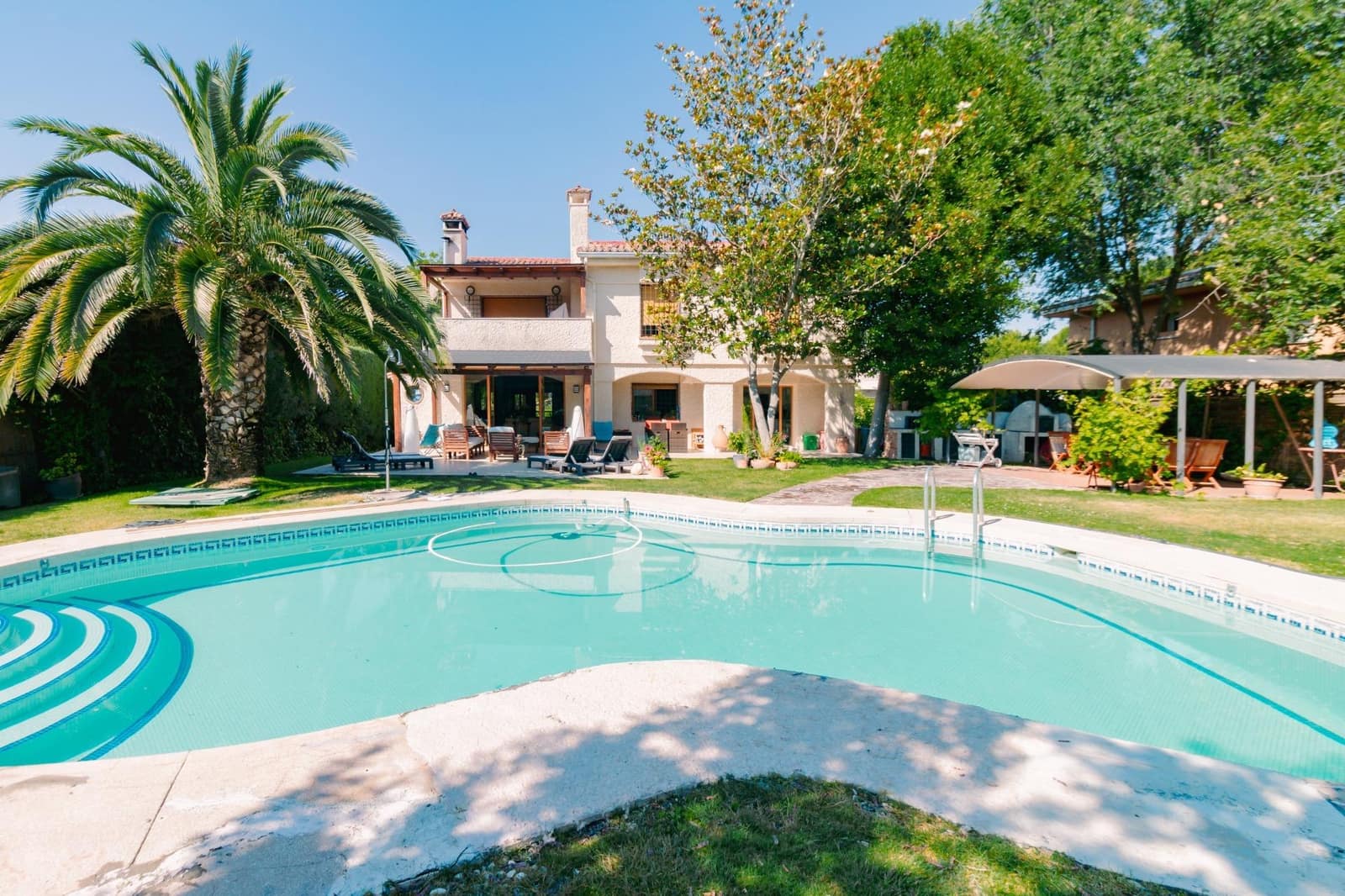 4 chambre Villa/Maison à vendre à Boadilla del Monte avec piscine garage - 1 285 000 € (Ref: 9920533)