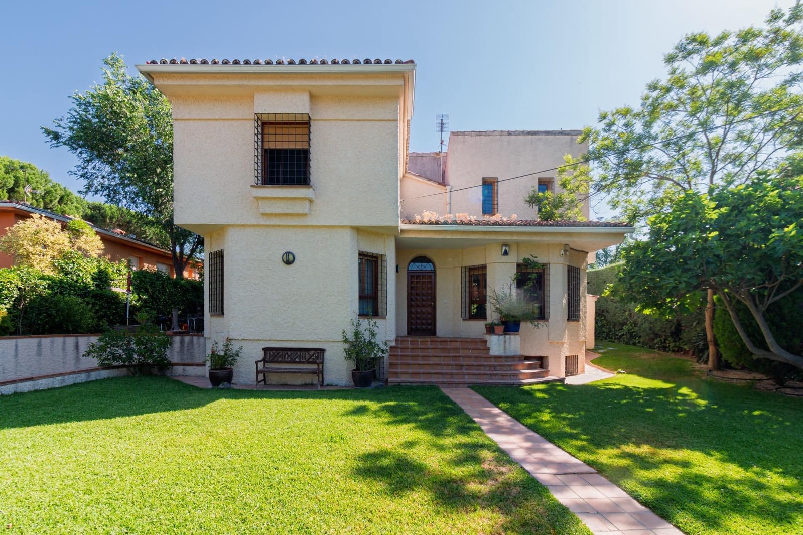 4 chambre Villa/Maison à vendre à Boadilla del Monte avec piscine garage - 1 285 000 € (Ref: 9920533)