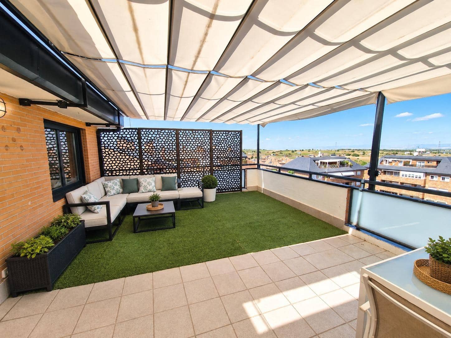 4 soveværelse Penthouse til salg i Majadahonda med swimmingpool garage - € 990.000 (Ref: 9970719)