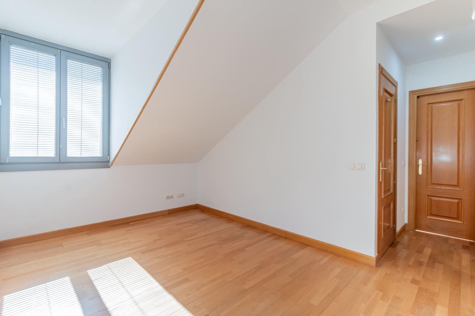 2 chambre Appartement à vendre à San Lorenzo de El Escorial - 314 000 € (Ref: 9970720)