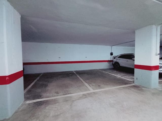 Garasje til salgs i San Lorenzo de El Escorial - € 17 000 (Ref: 9978968)