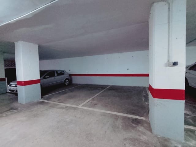 Garasje til salgs i San Lorenzo de El Escorial - € 17 000 (Ref: 9978968)