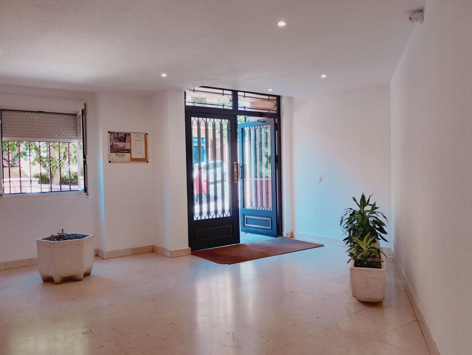 Garage till salu i San Lorenzo de El Escorial - 17 000 € (Ref: 9978968)