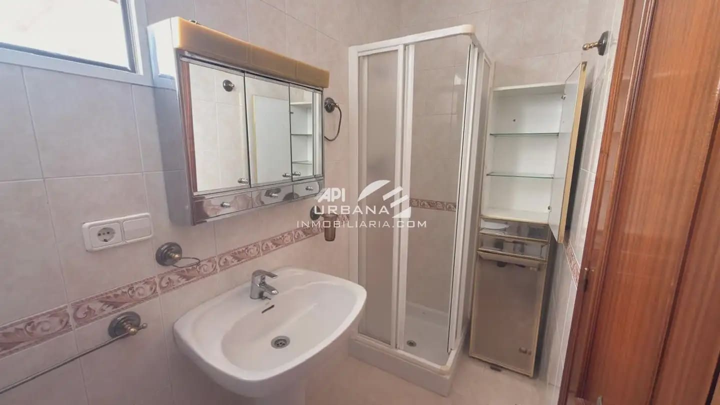 3 slaapkamer Flat te koop in Lucena - € 150.000 (Ref: 10001221)