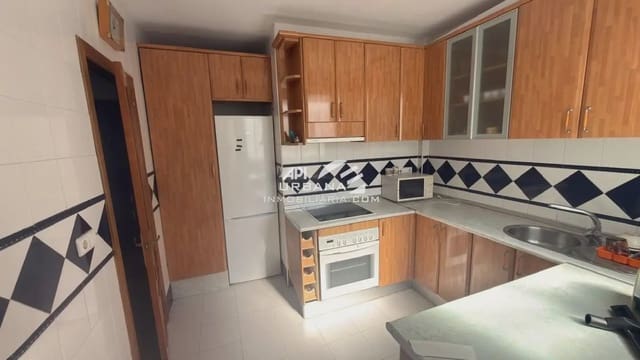 3 slaapkamer Flat te koop in Lucena - € 150.000 (Ref: 10001221)
