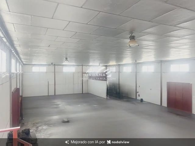 Local Comercial en Lucena en venta - 265.000 € (Ref: 10014315)