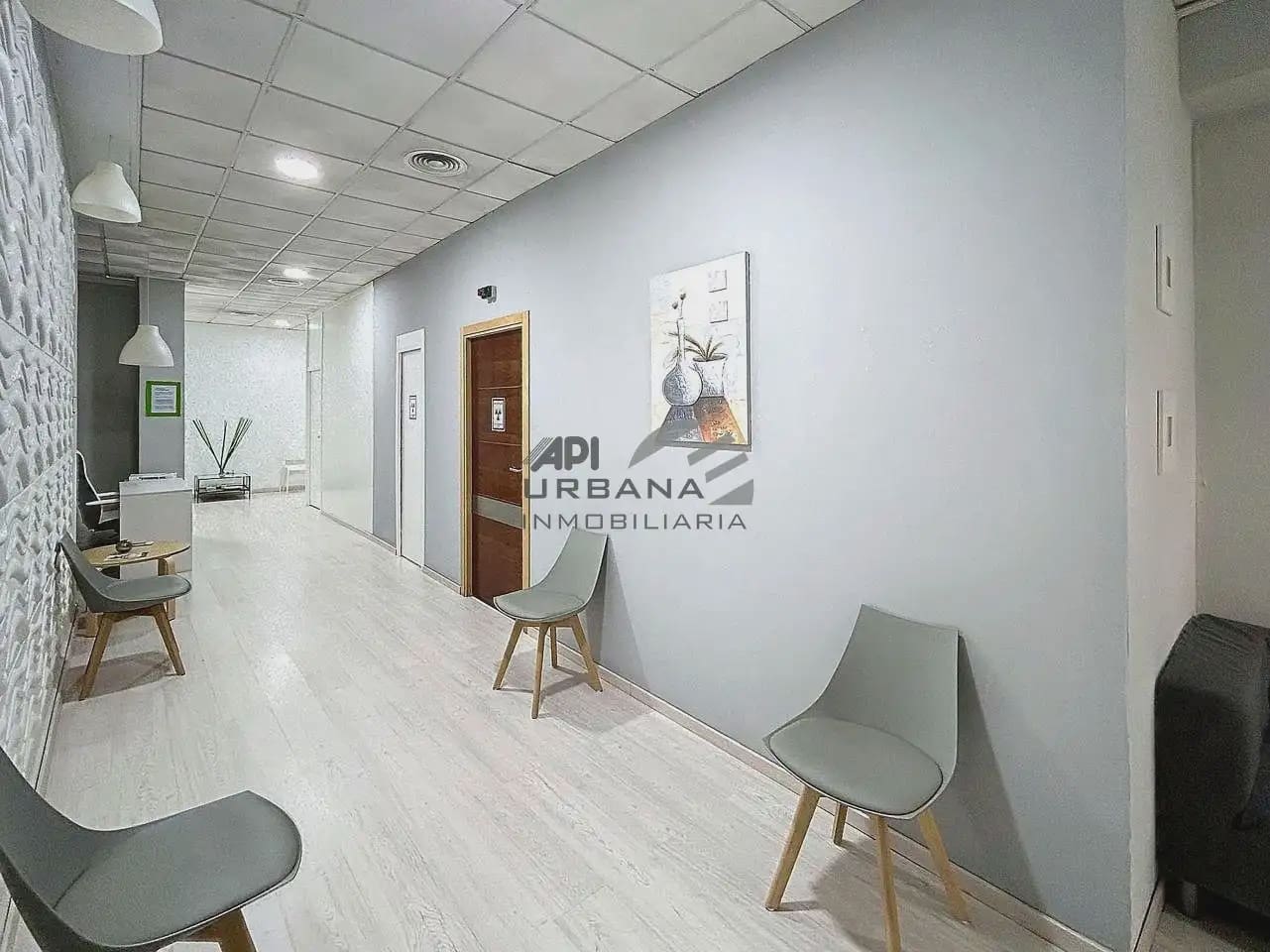 Gewerbe zu vermieten in Lucena - 650 € (Ref: 10021599)
