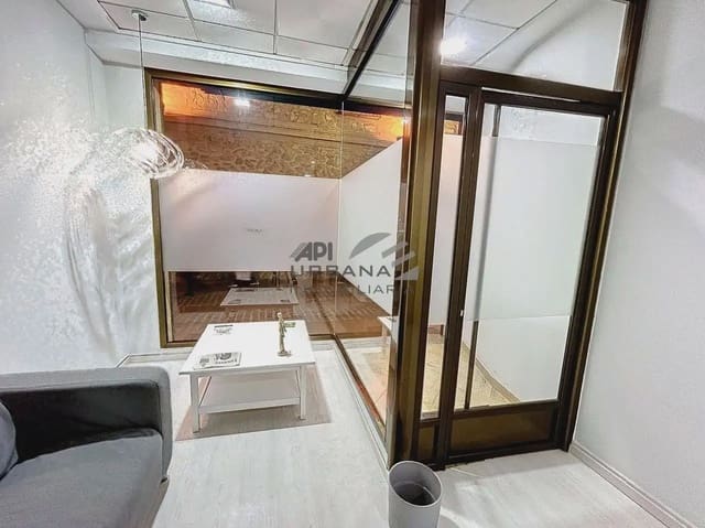 Gewerbe zu vermieten in Lucena - 650 € (Ref: 10021599)