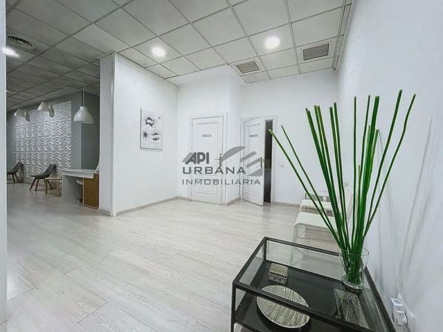 Gewerbe zu vermieten in Lucena - 650 € (Ref: 10021599)