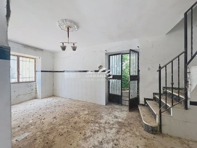 3 makuuhuone Omakotitalo myytävänä paikassa Puente Genil - 59 000 € (Ref: 10021673)