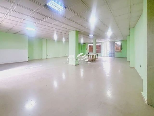 Kaupallinen vuokrattavana paikassa Lucena - 400 € (Ref: 10024664)