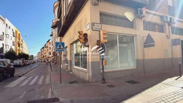 Erhverv til leje i Lucena - € 1.250 (Ref: 10024932)