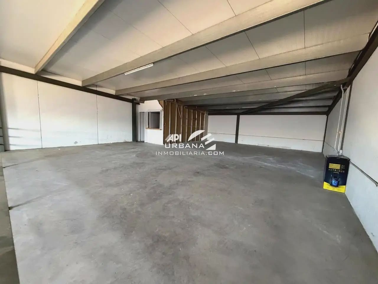 Komercyjne do wynajęcia w Lucena - 380 € (Ref: 10024980)