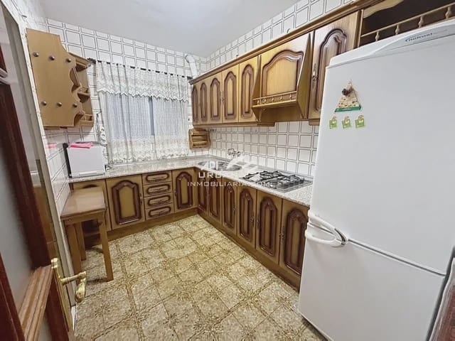 3 sypialnia Mieszkanie na sprzedaż w Lucena - 94 000 € (Ref: 10031056)