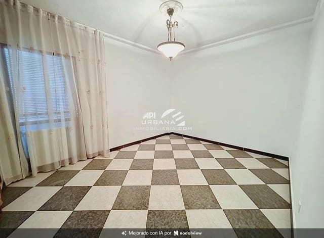 4 sovrum Lägenhet till salu i Lucena - 68 000 € (Ref: 10032229)