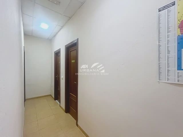Komercyjne na sprzedaż w Lucena - 290 000 € (Ref: 10032537)