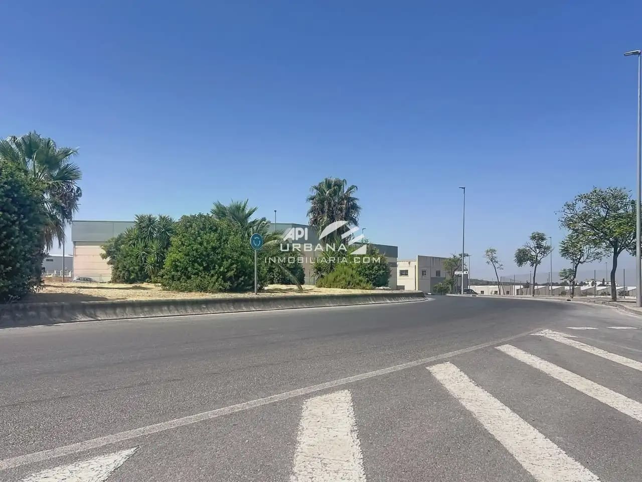 Local Comercial en Lucena en venta - 290.000 € (Ref: 10032537)