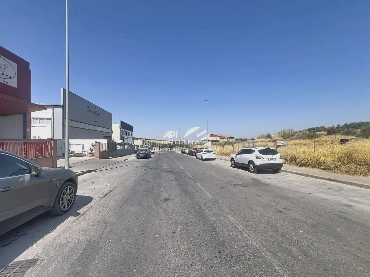 Local Comercial en Lucena en venta - 290.000 € (Ref: 10032537)