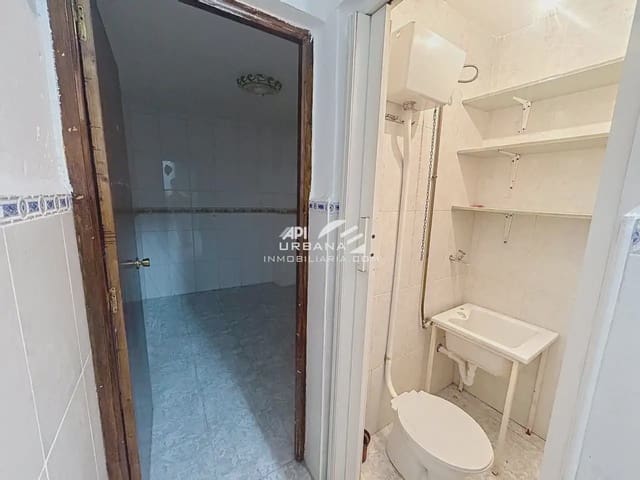 Kaupallinen vuokrattavana paikassa Lucena - 400 € (Ref: 10035665)