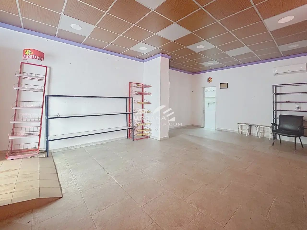 Kommersiell att hyra i Lucena - 400 € (Ref: 10035665)