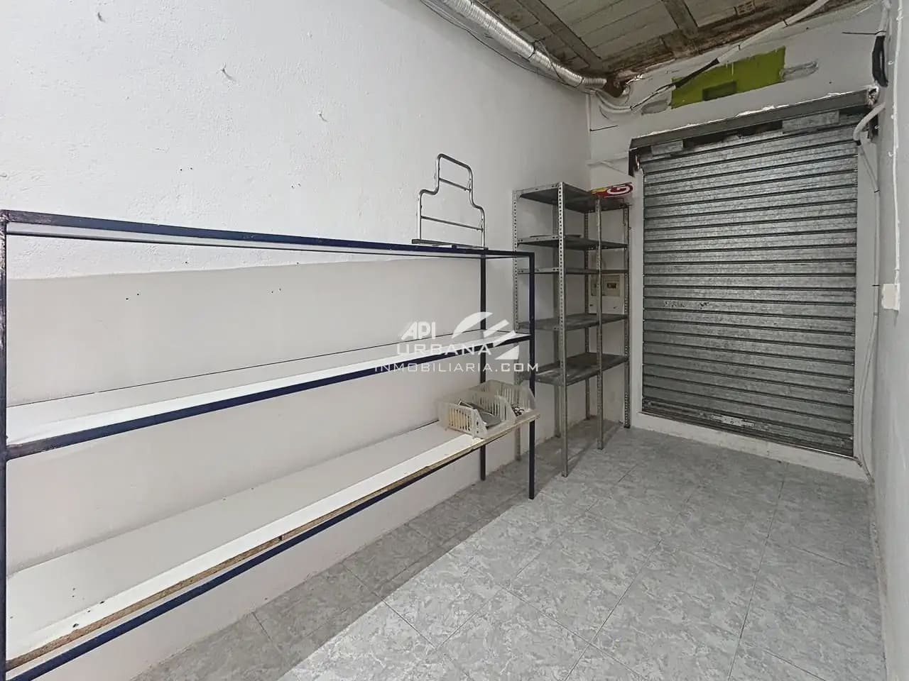 Kommersiell att hyra i Lucena - 400 € (Ref: 10035665)