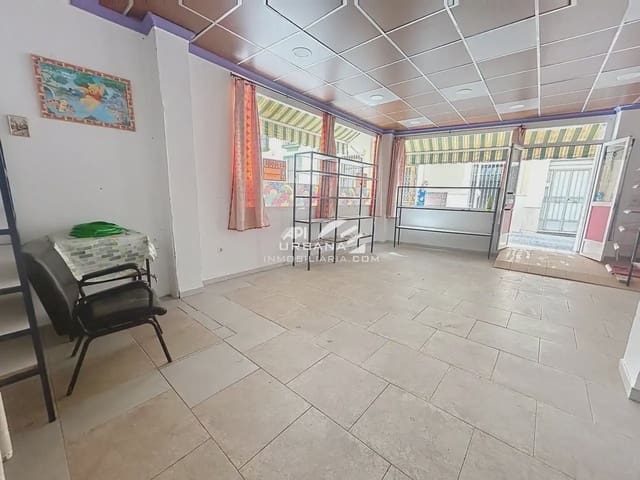 Kaupallinen vuokrattavana paikassa Lucena - 400 € (Ref: 10035665)
