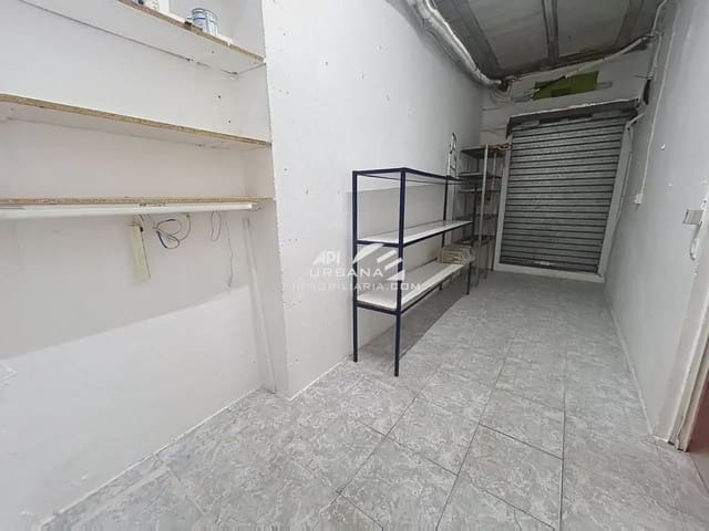 Kaupallinen vuokrattavana paikassa Lucena - 400 € (Ref: 10035665)