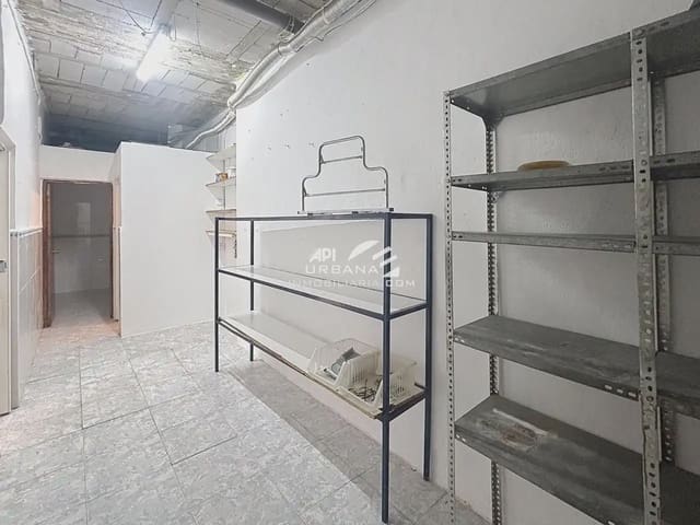 Kaupallinen vuokrattavana paikassa Lucena - 400 € (Ref: 10035665)