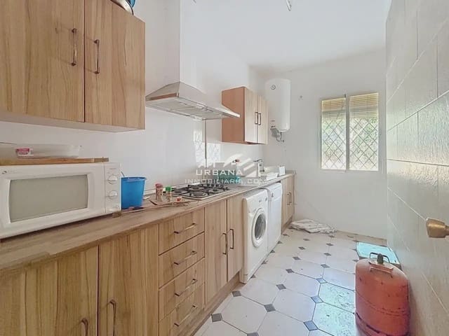 3 makuuhuone Huvila myytävänä paikassa Lucena - 130 000 € (Ref: 10041577)