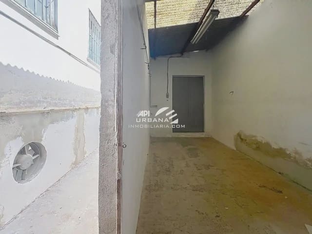 Kommersiell till salu i Lucena - 90 000 € (Ref: 10045918)