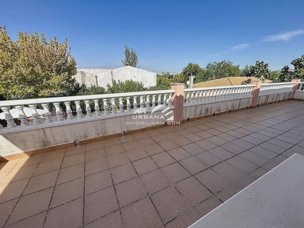 5 camera da letto Villa in vendita in Cabra con piscina garage - 298.000 € (Rif: 10048017)