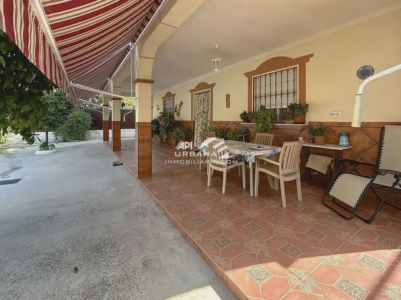 5 camera da letto Villa in vendita in Cabra con piscina garage - 298.000 € (Rif: 10048017)