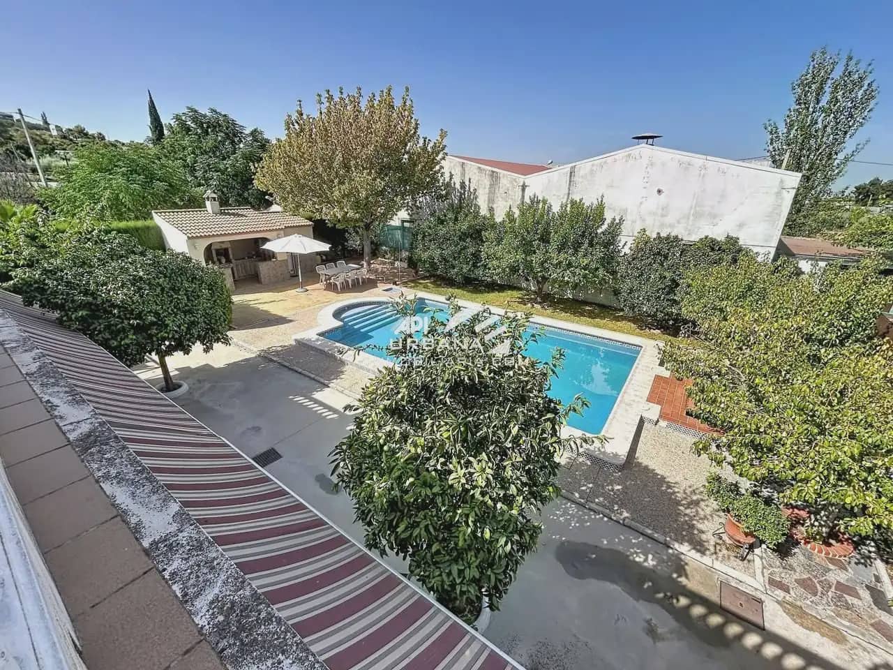 5 camera da letto Villa in vendita in Cabra con piscina garage - 298.000 € (Rif: 10048017)
