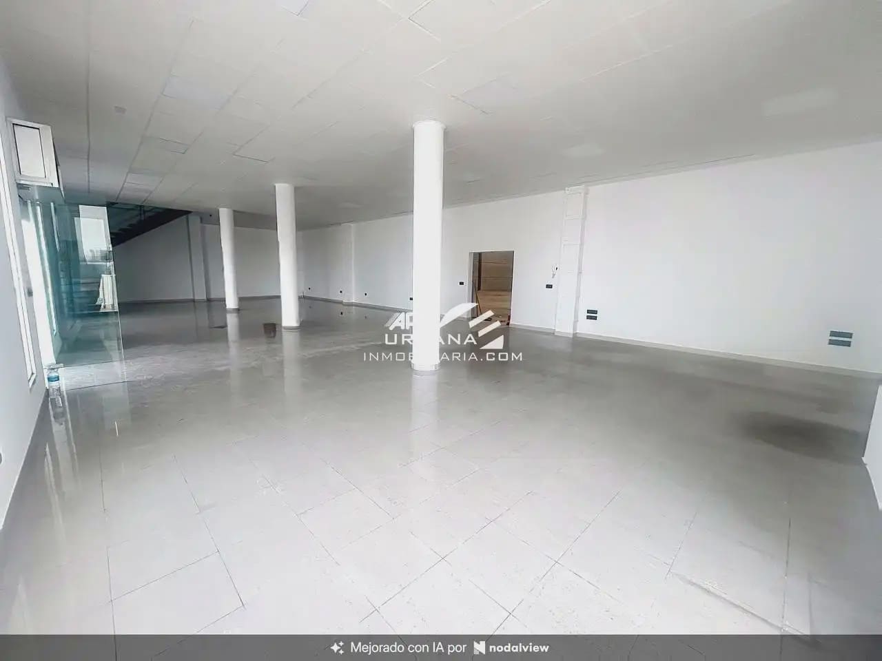 Erhverv til leje i Lucena - € 1.800 (Ref: 10051955)