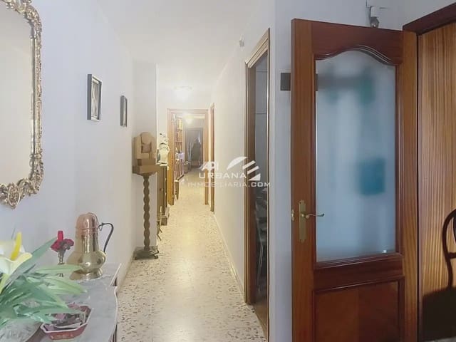 4 Zimmer Wohnung zu verkaufen in Lucena mit Garage - 410.000 € (Ref: 10051956)