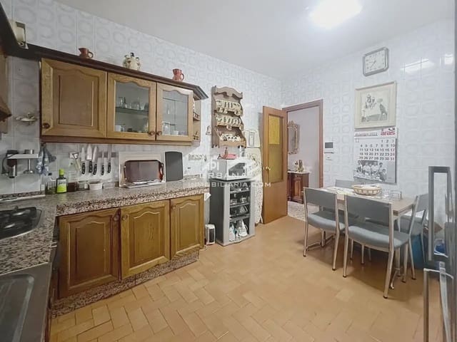 4 Zimmer Wohnung zu verkaufen in Lucena mit Garage - 410.000 € (Ref: 10051956)