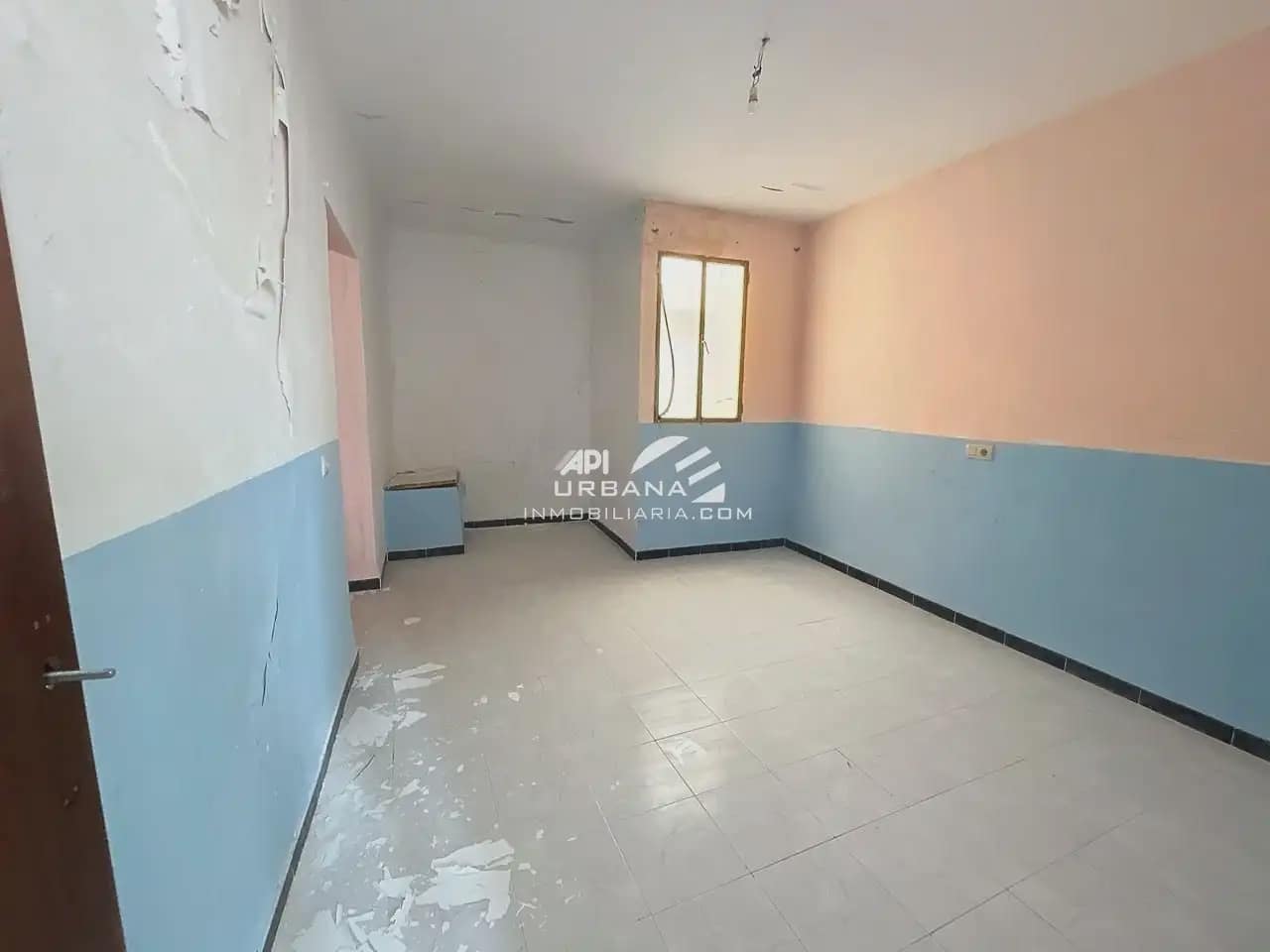4 quarto Moradia em Banda para venda em Baena - 33 000 € (Ref: 10052033)